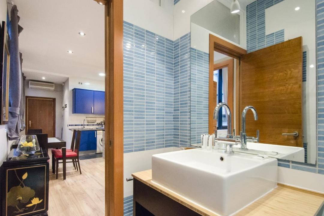 Apartamento San vicente Ferrer 22 Madrid Exterior foto